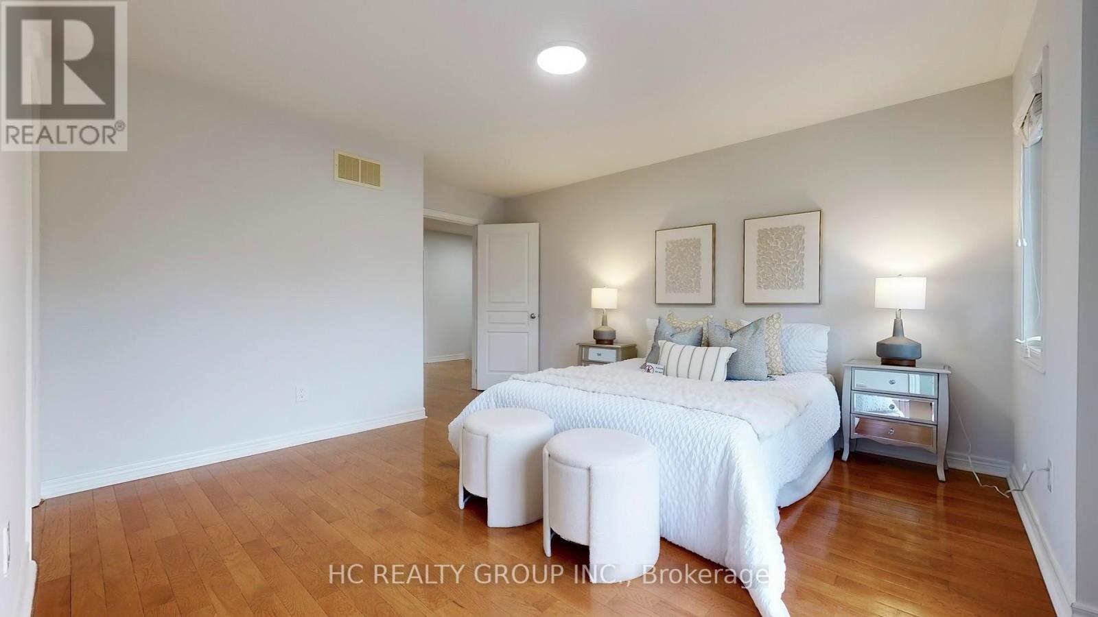 Single Family House for Sale in  TIMNA CRESCENT Vaughan (Patterson) 