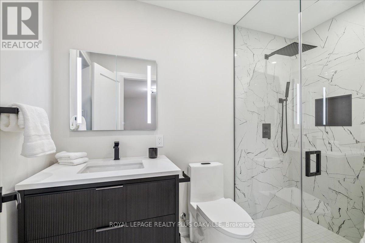 Photo 22 of 3571 Swirlingleaves Crescent, Mississauga ON