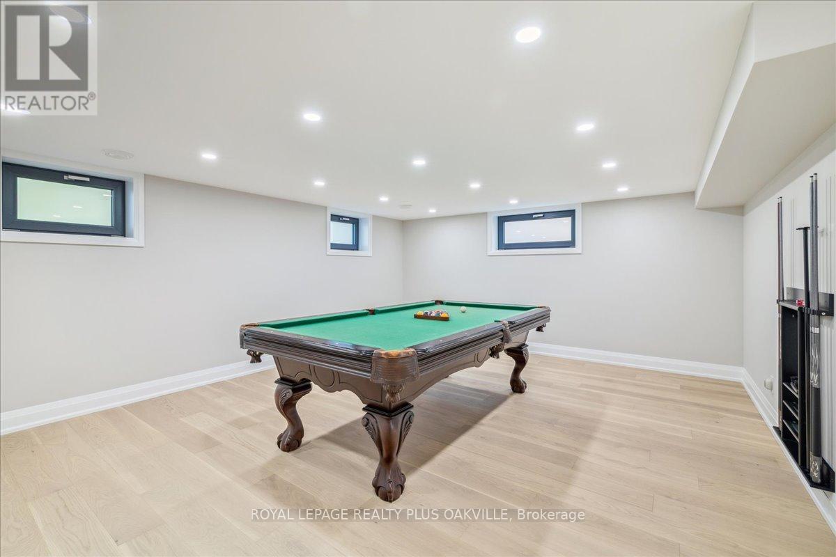 Photo 43 of 3571 Swirlingleaves Crescent, Mississauga ON