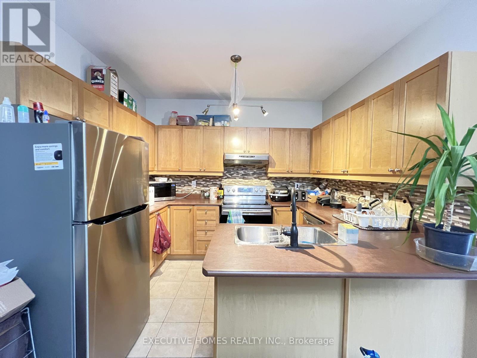 Photo 19 of 3738 Nightstar Drive, Mississauga ON