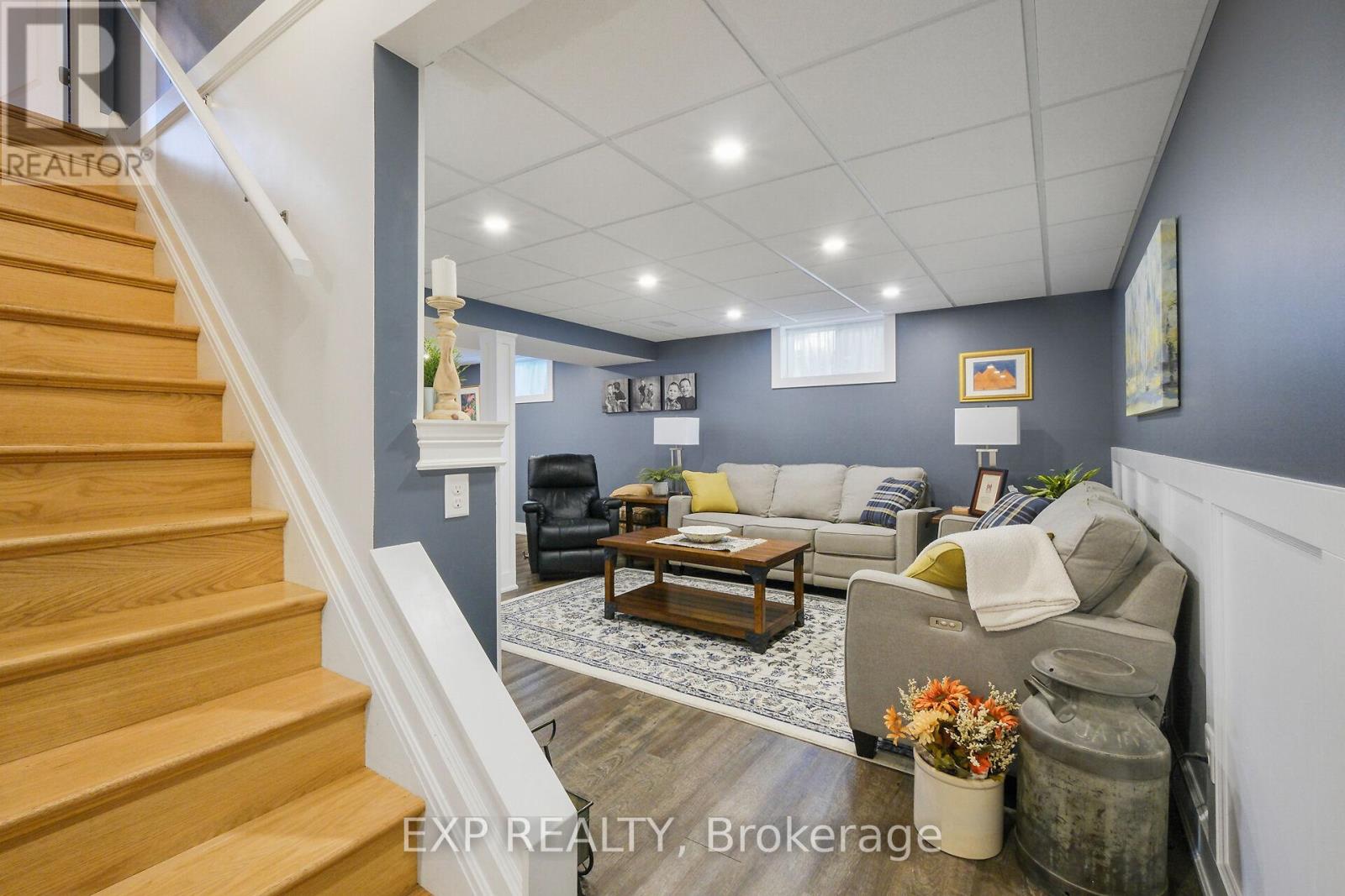 Photo 11 of 183 Hamilton Road, Russell ON