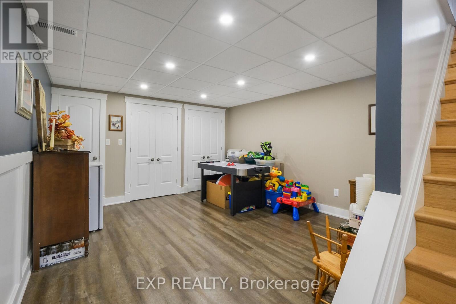 Photo 36 of 183 Hamilton Road, Russell ON