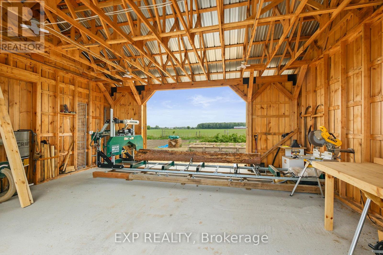 Photo 32 of 183 Hamilton Road, Russell ON