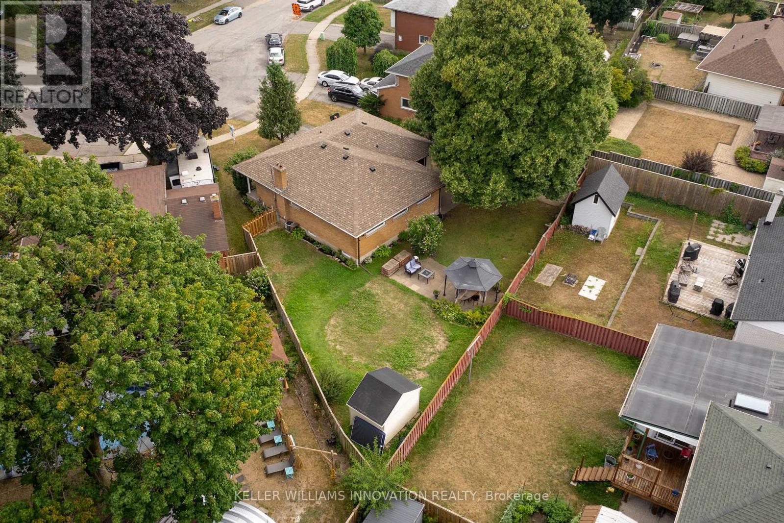 Photo 16 of 38 Fairlawn Road, Kitchener ON