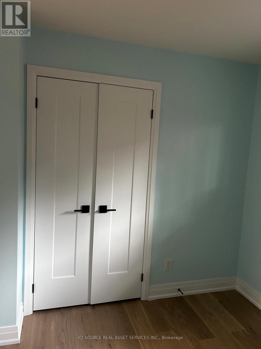 Photo 10 of Main Floor 30 Swanhurst Boulevard, Mississauga ON