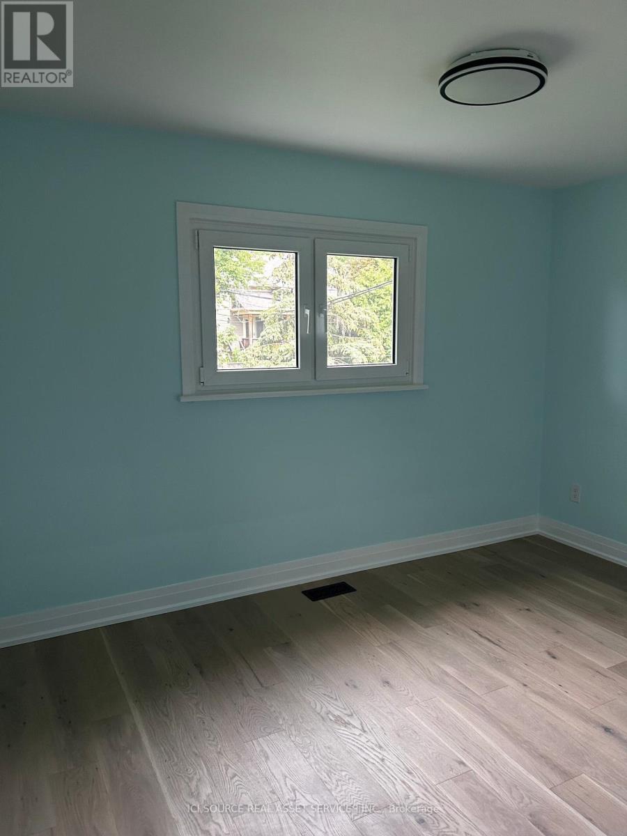 Photo 21 of Main Floor 30 Swanhurst Boulevard, Mississauga ON