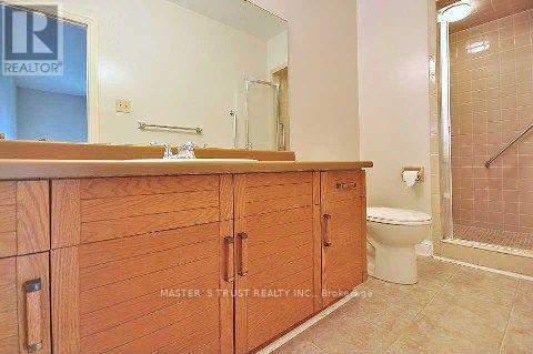 Photo 19 of 328 Hillcrest Avenue E, Toronto ON