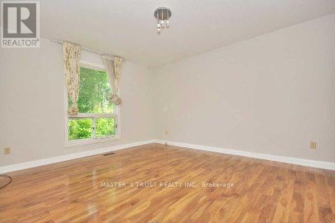 Photo 15 of 328 Hillcrest Avenue E, Toronto ON