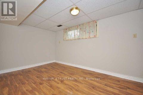 Photo 18 of 328 Hillcrest Avenue E, Toronto ON