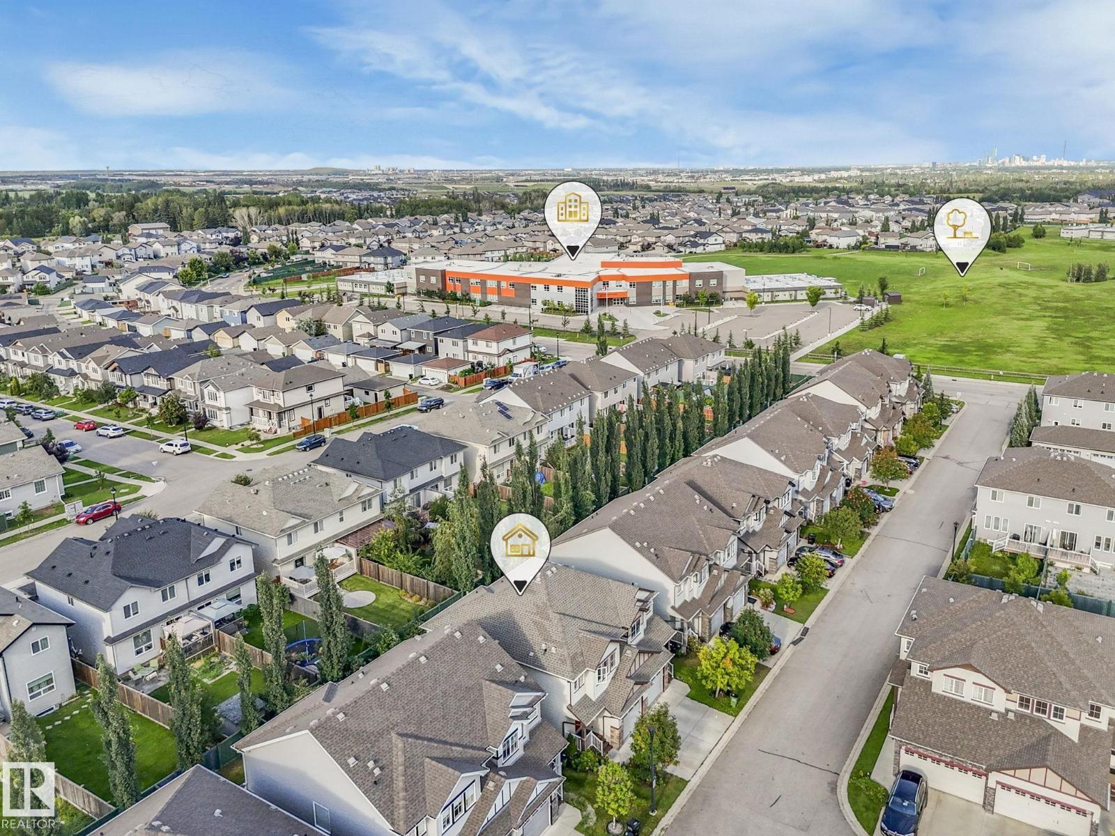 Photo 9 of 14 9350 211 St Nw, Edmonton AB