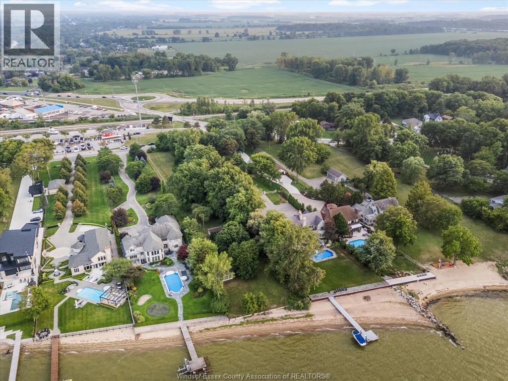 Photo 12 of 932 Albert, Lakeshore ON