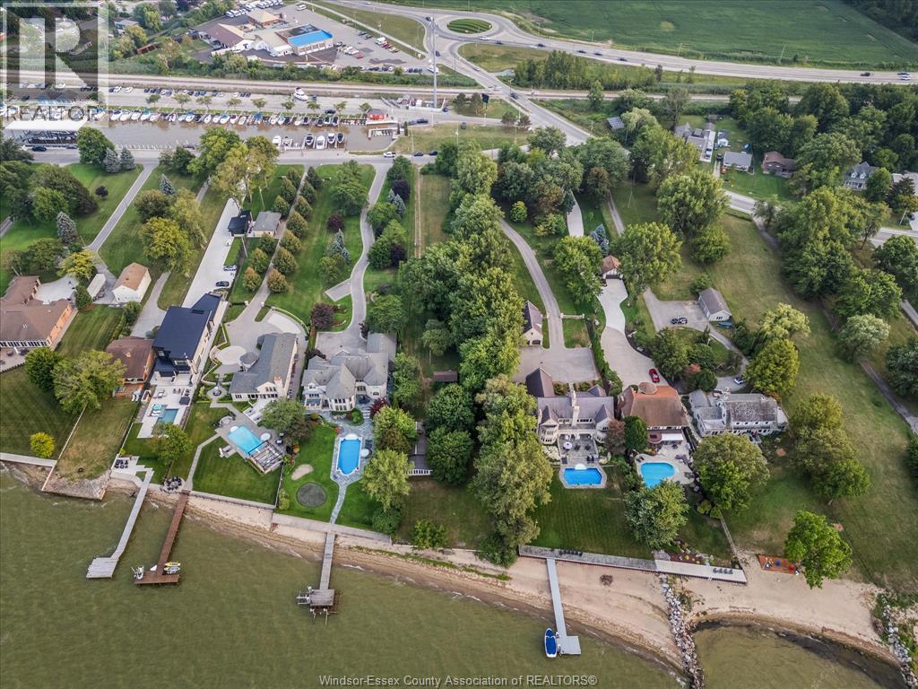 Photo 14 of 932 Albert, Lakeshore ON