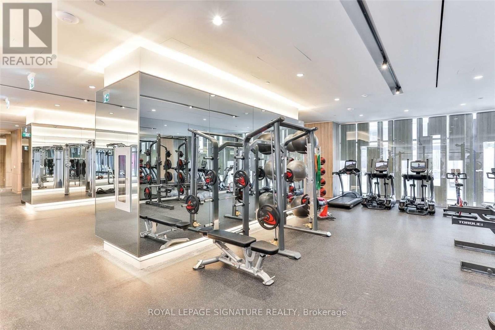 Photo 1 of 1011 E 576 Front Street, Toronto ON
