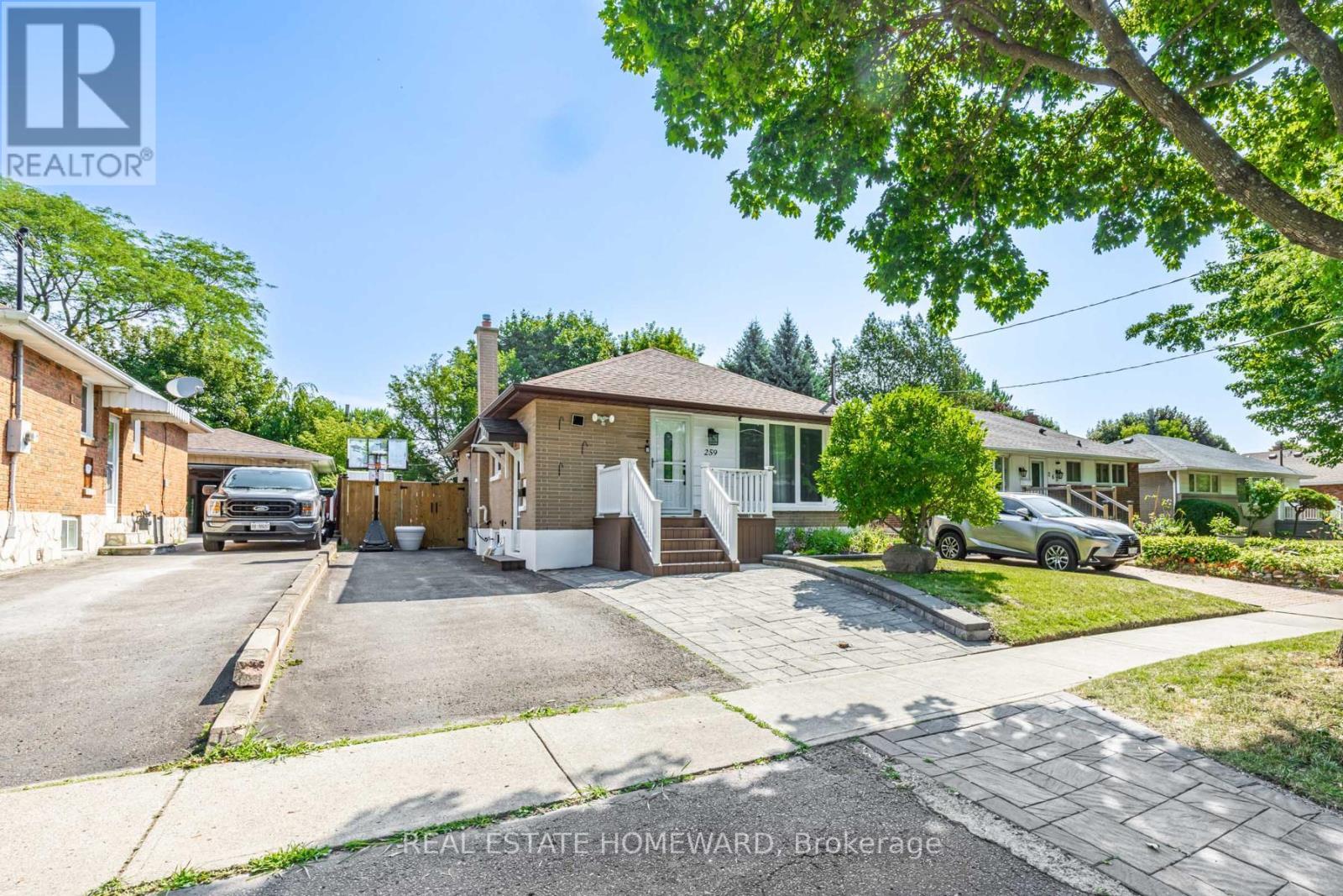 Photo 1 of 259 Windsor Street, Oshawa ON