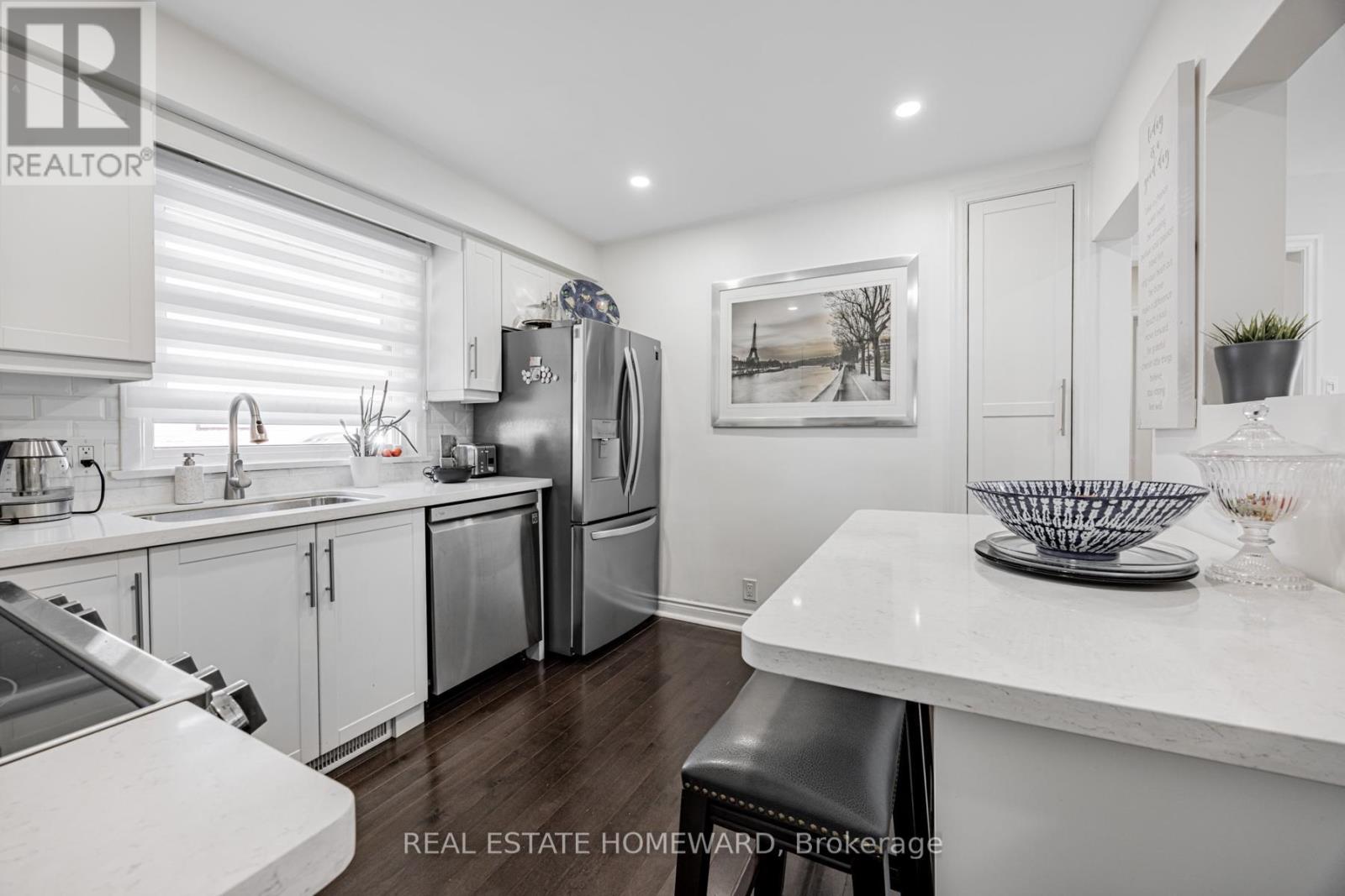 Photo 16 of 259 Windsor Street, Oshawa ON