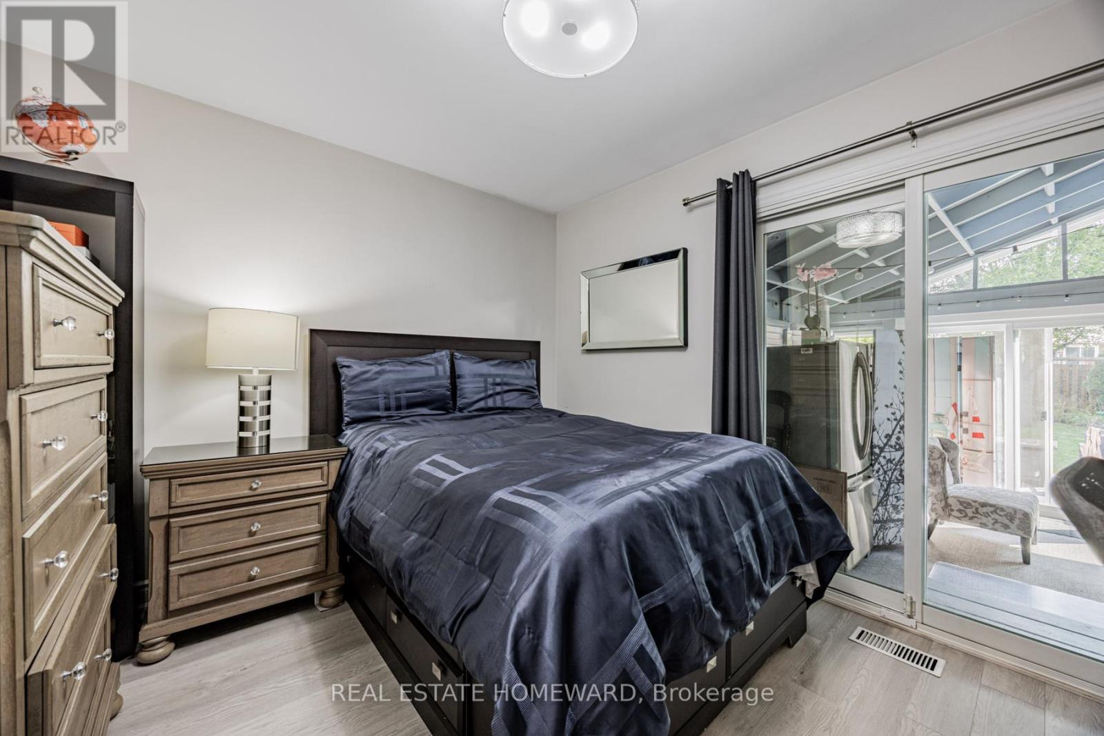 Photo 20 of 259 Windsor Street, Oshawa ON