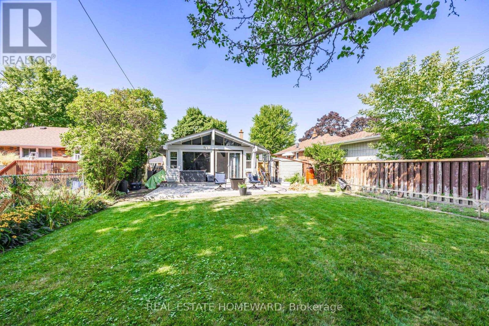 Photo 23 of 259 Windsor Street, Oshawa ON