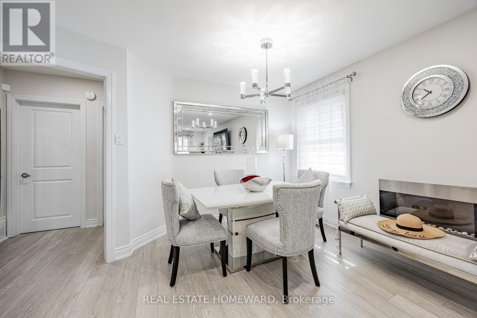 Photo 7 of 259 Windsor Street, Oshawa ON