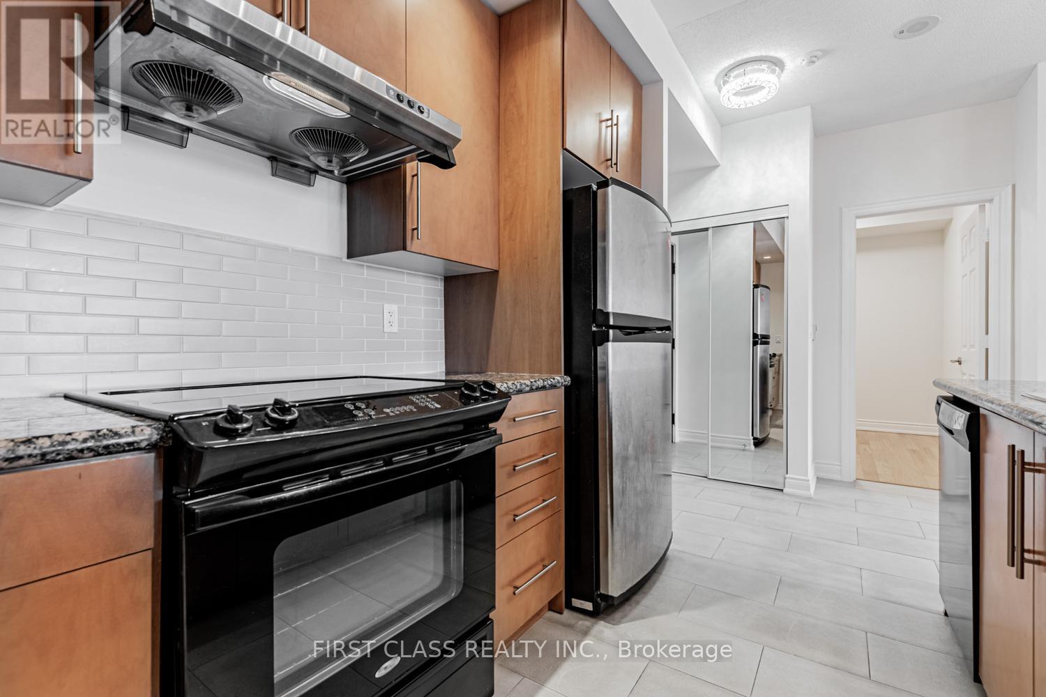 Photo 4 of 1685 23 Cox Boulevard, Markham ON