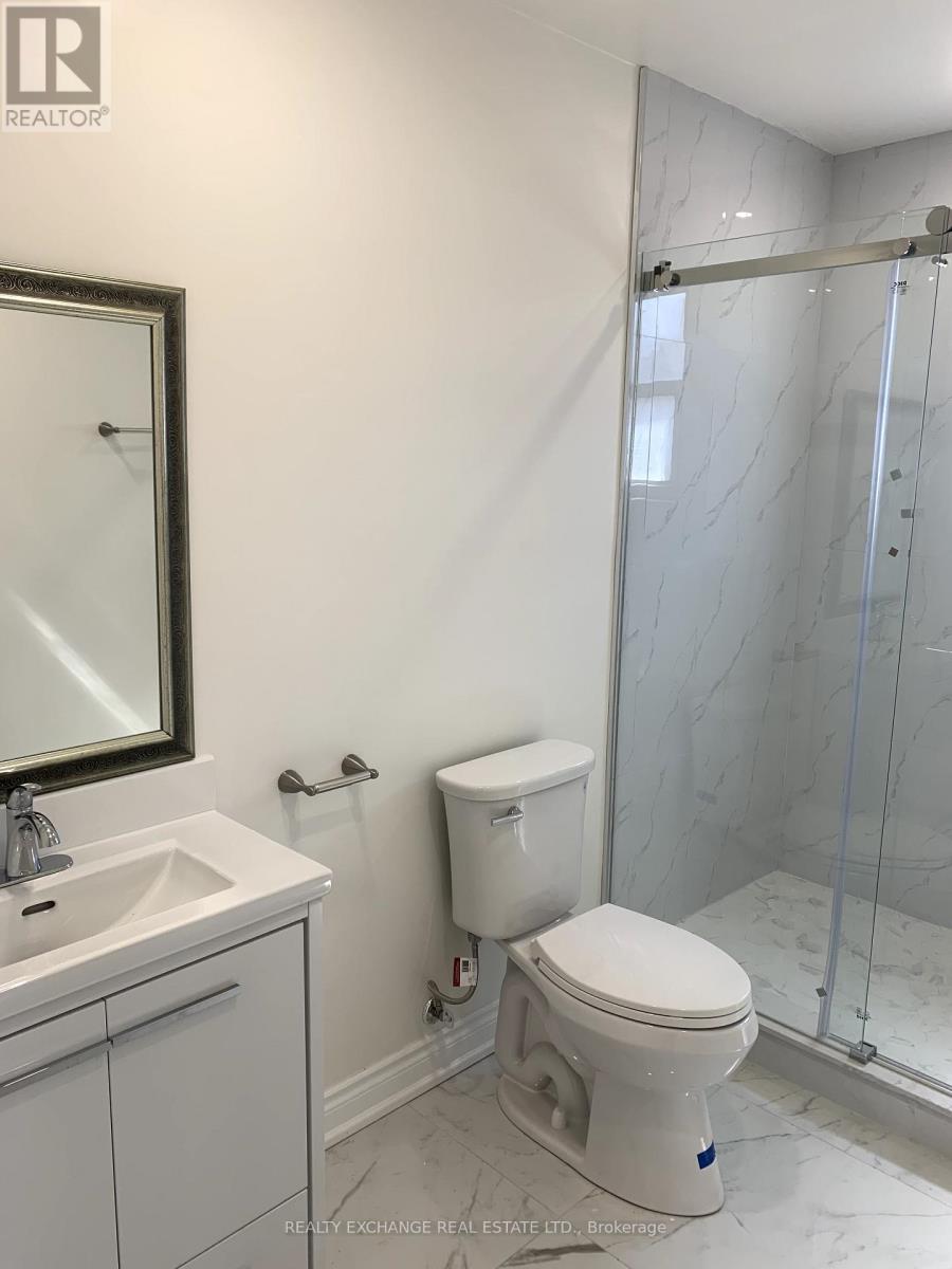 Photo 9 of Upper 89 Thornton Avenue, Bradford West Gwillimbury ON