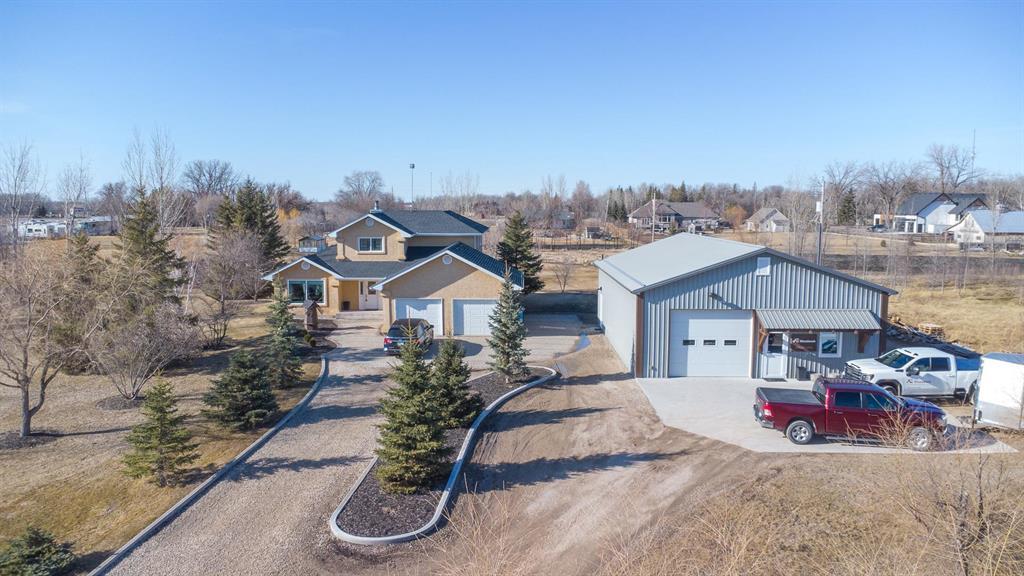 Photo 47 of 125 Westland Drive, Steinbach MB