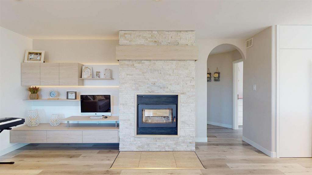 Photo 27 of 125 Westland Drive, Steinbach MB