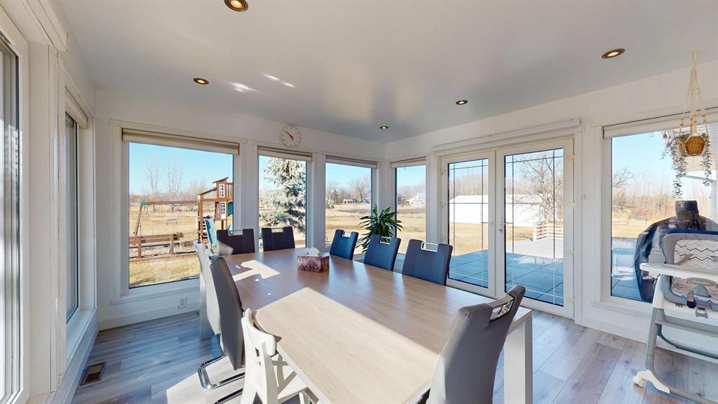Photo 22 of 125 Westland Drive, Steinbach MB