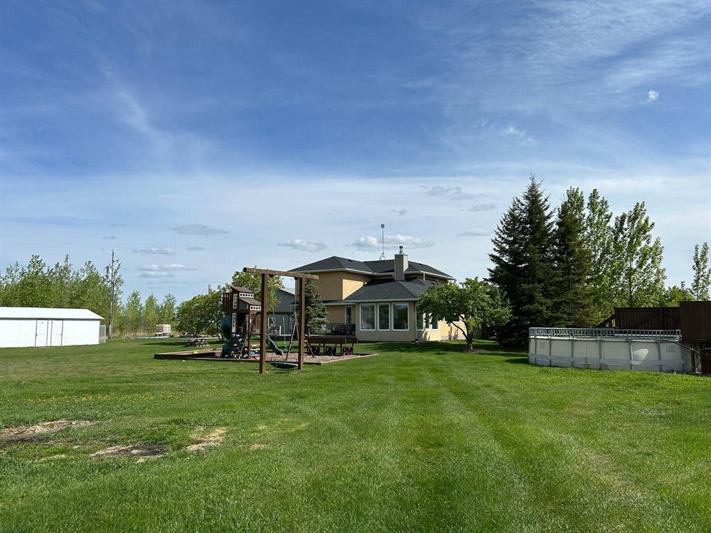 Photo 29 of 125 Westland Drive, Steinbach MB