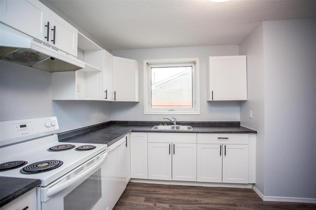 Photo 10 of 54 Jameswood Drive, Winnipeg MB