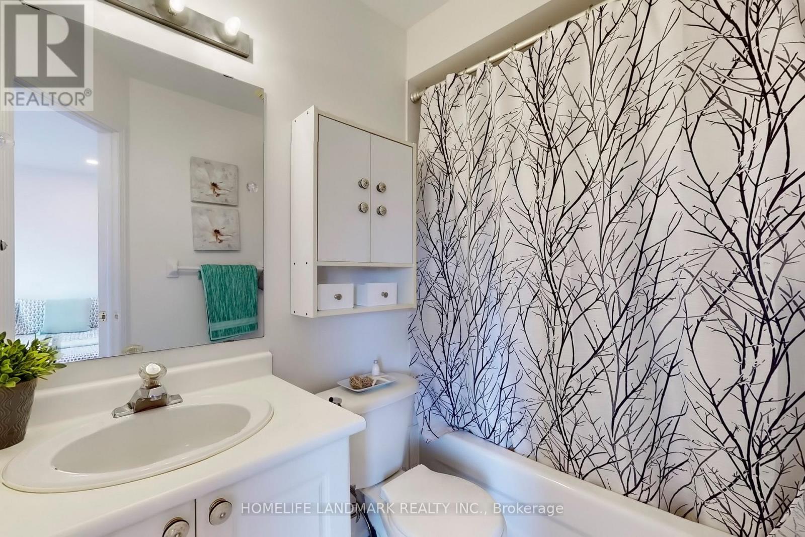Photo 17 of 2423 Ravinebrook Crescent, Oakville ON