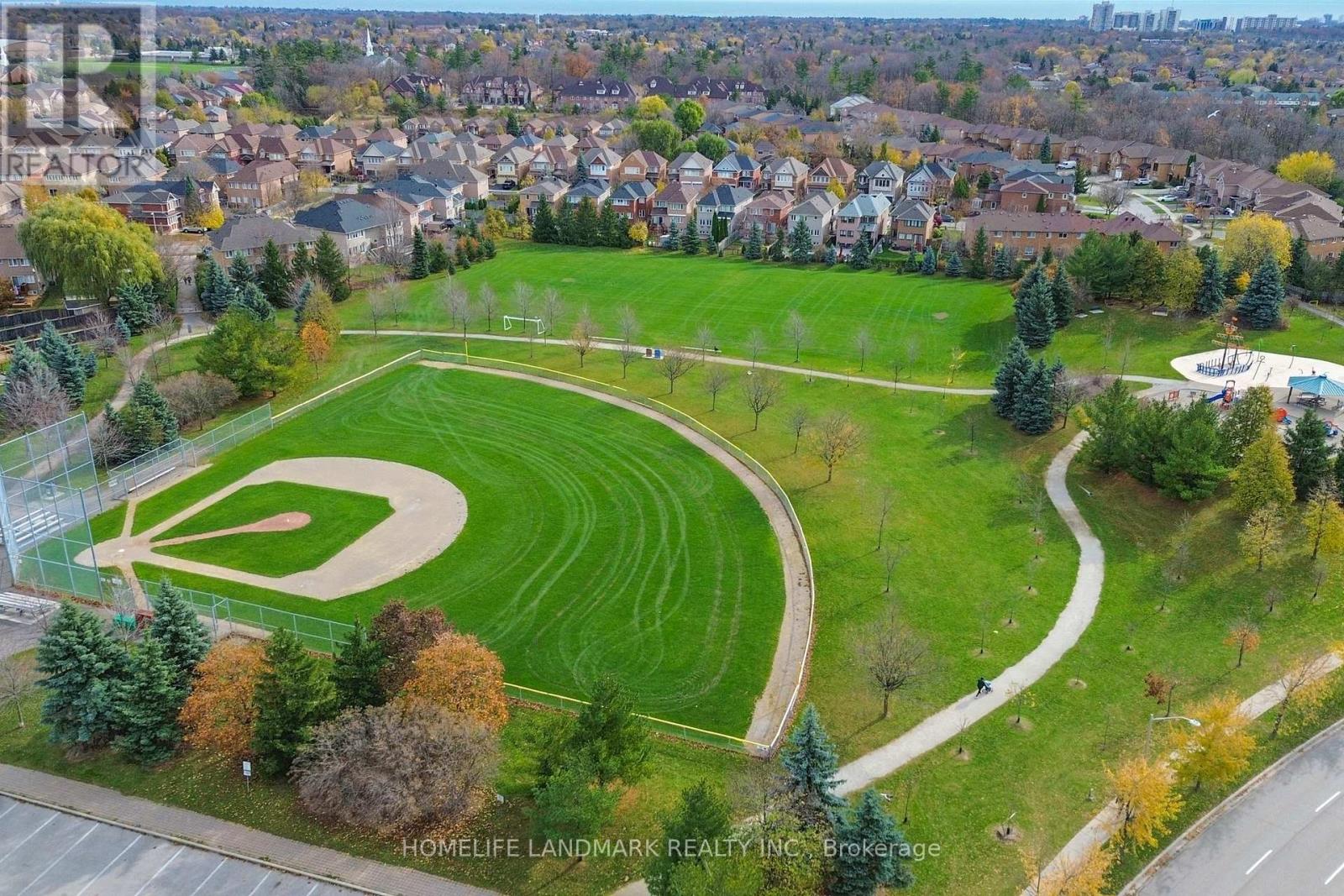 Photo 41 of 2423 Ravinebrook Crescent, Oakville ON