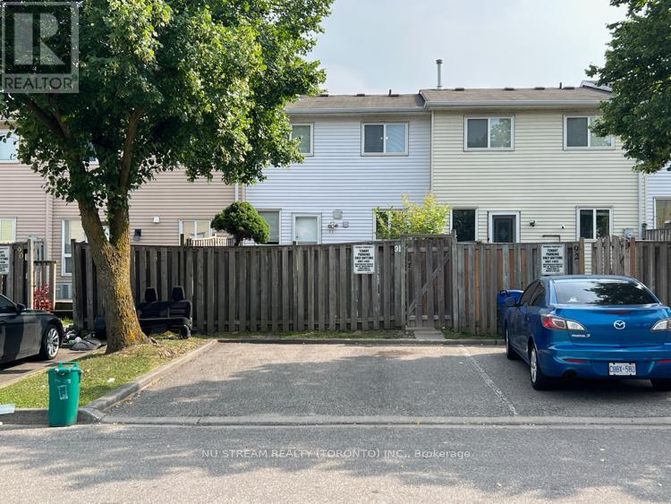 Photo 18 of 91 91 Morley Crescent, Brampton ON