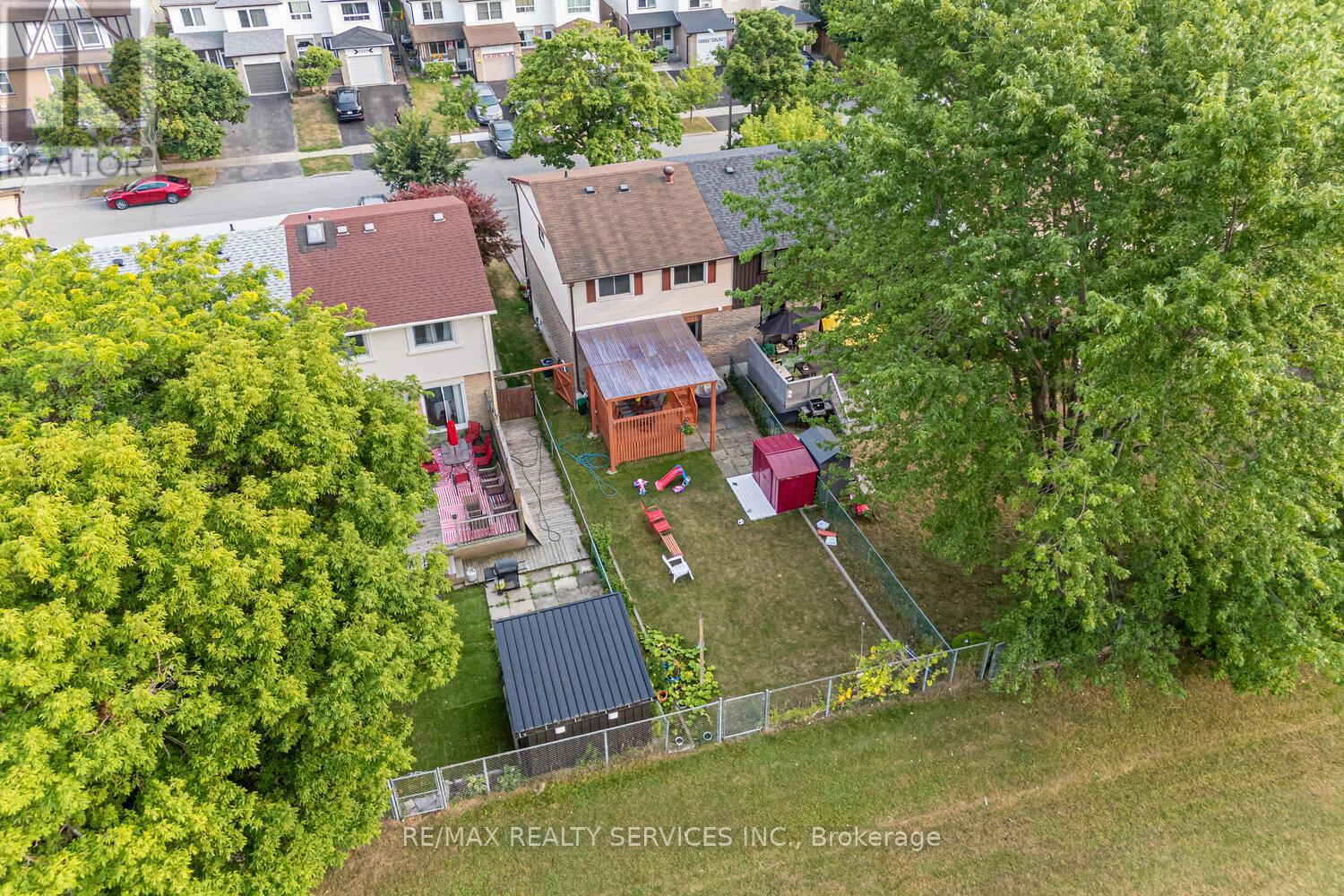 Photo 37 of 1330 Brands Court, Pickering ON