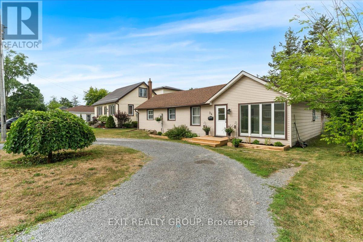 Photo 7 of 34 Orchard Drive, Belleville ON