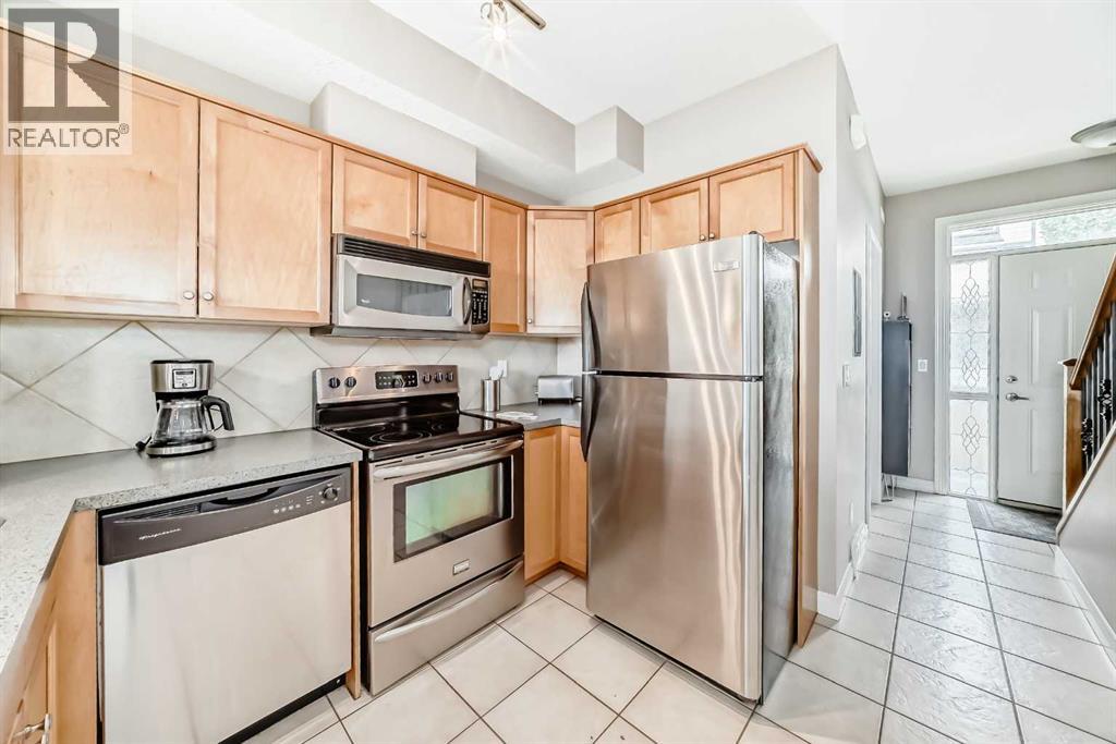 Single Family House for Sale in   Rockyledge View NW Rocky Ridge Calgary 