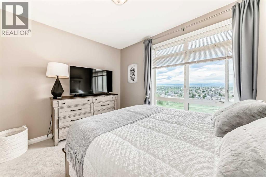 Single Family House for Sale in   Rockyledge View NW Rocky Ridge Calgary 