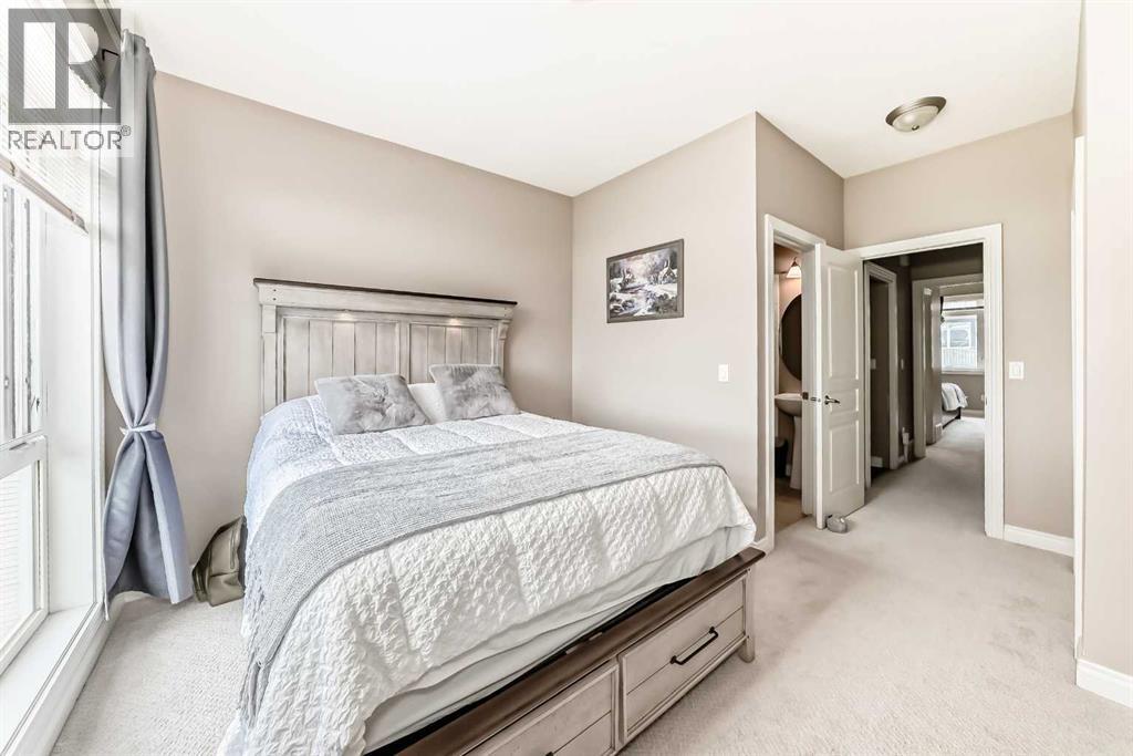 Single Family House for Sale in   Rockyledge View NW Rocky Ridge Calgary 