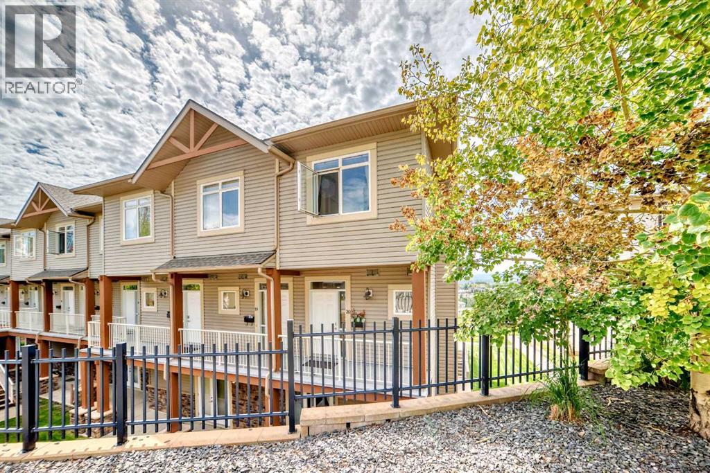 Single Family House for Sale in   Rockyledge View NW Rocky Ridge Calgary 