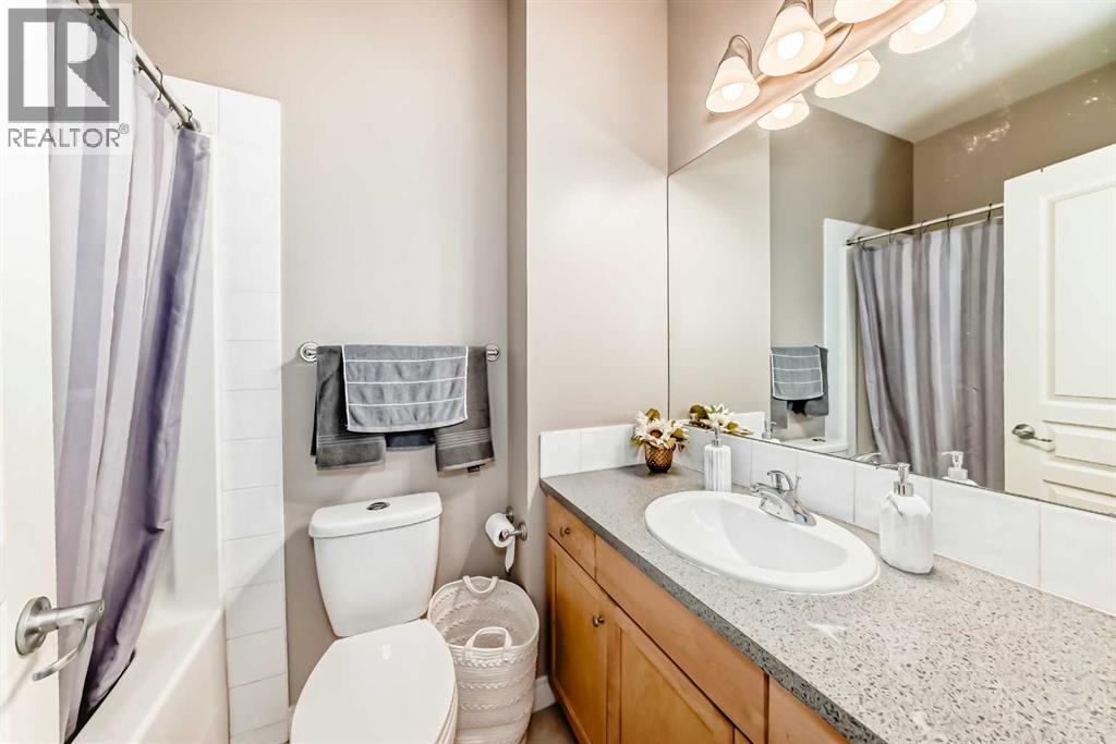 Single Family House for Sale in   Rockyledge View NW Rocky Ridge Calgary 