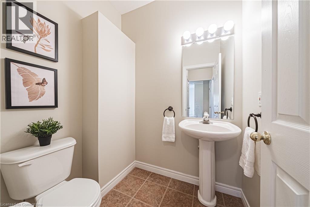 Photo 12 of 34 Southbrook Drive Unit 59, Binbrook ON