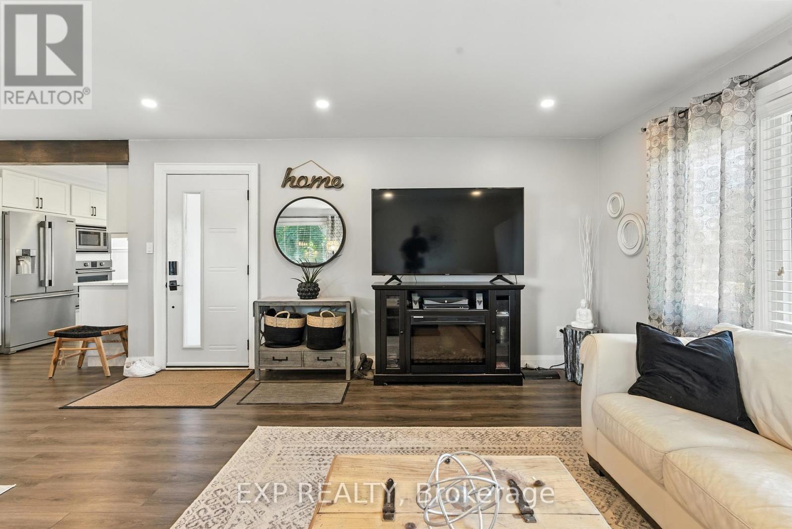 Photo 12 of 6859 Wills Street, Niagara Falls ON