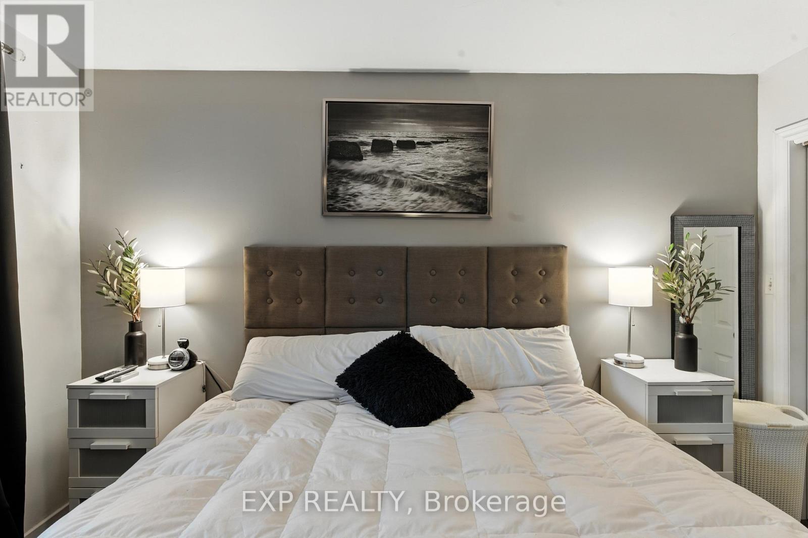 Photo 22 of 6859 Wills Street, Niagara Falls ON