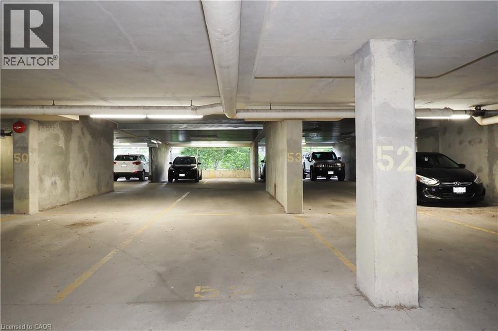 Photo 15 of 18 Holborn Court Unit 402, Kitchener ON