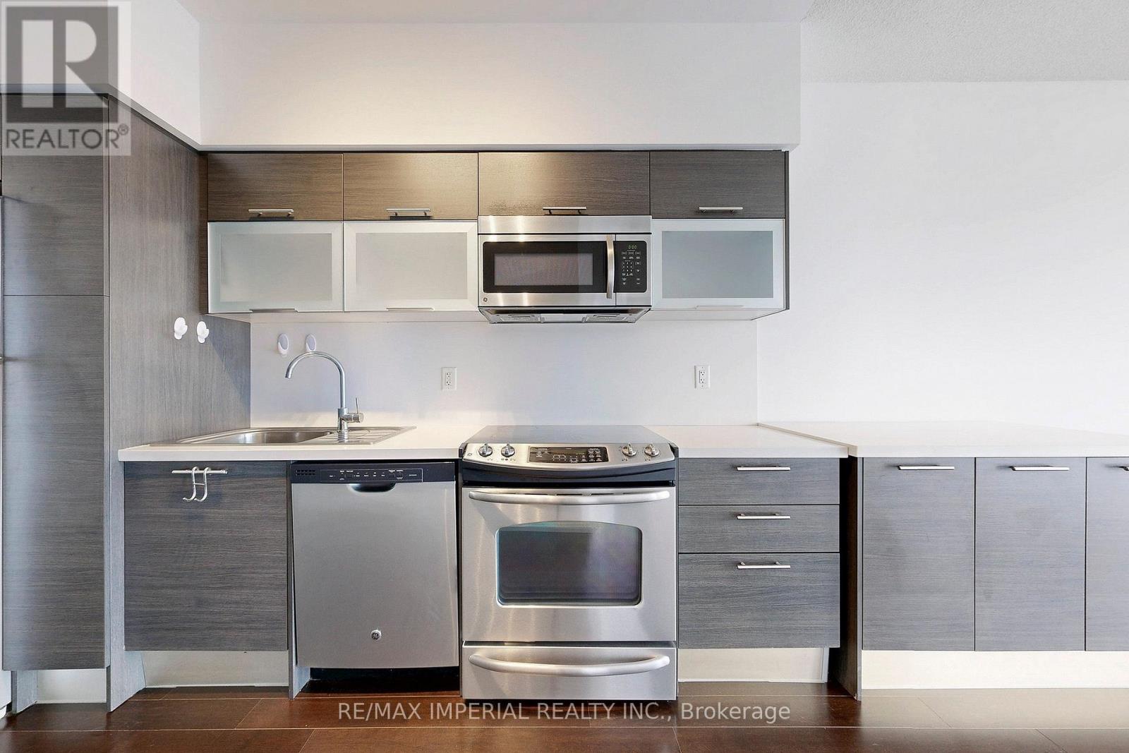 Photo 16 of 4801 386 Yonge Street, Toronto ON