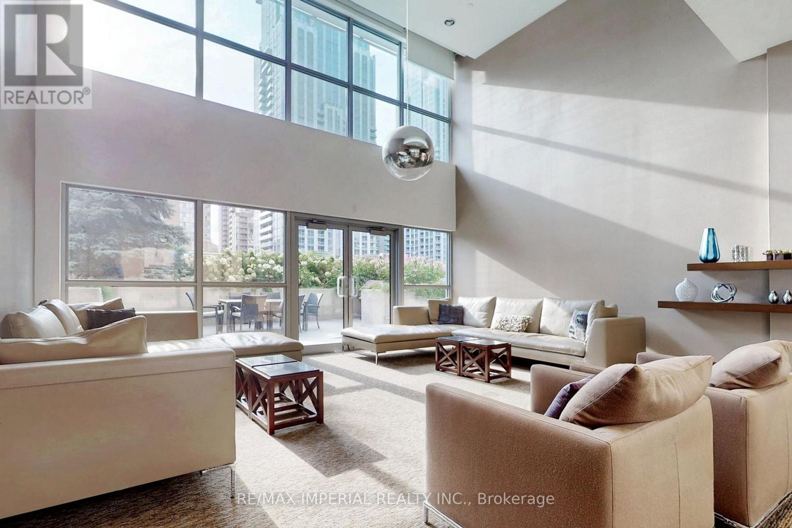 Photo 13 of 4801 386 Yonge Street, Toronto ON