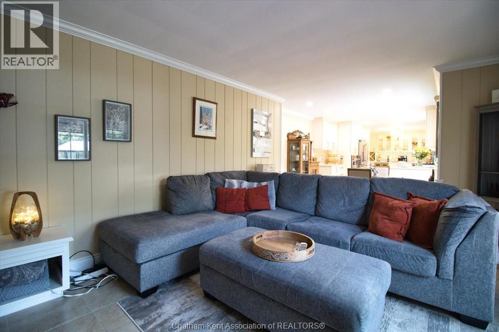 Photo 19 of 94 Wyandott Street, Chatham ON