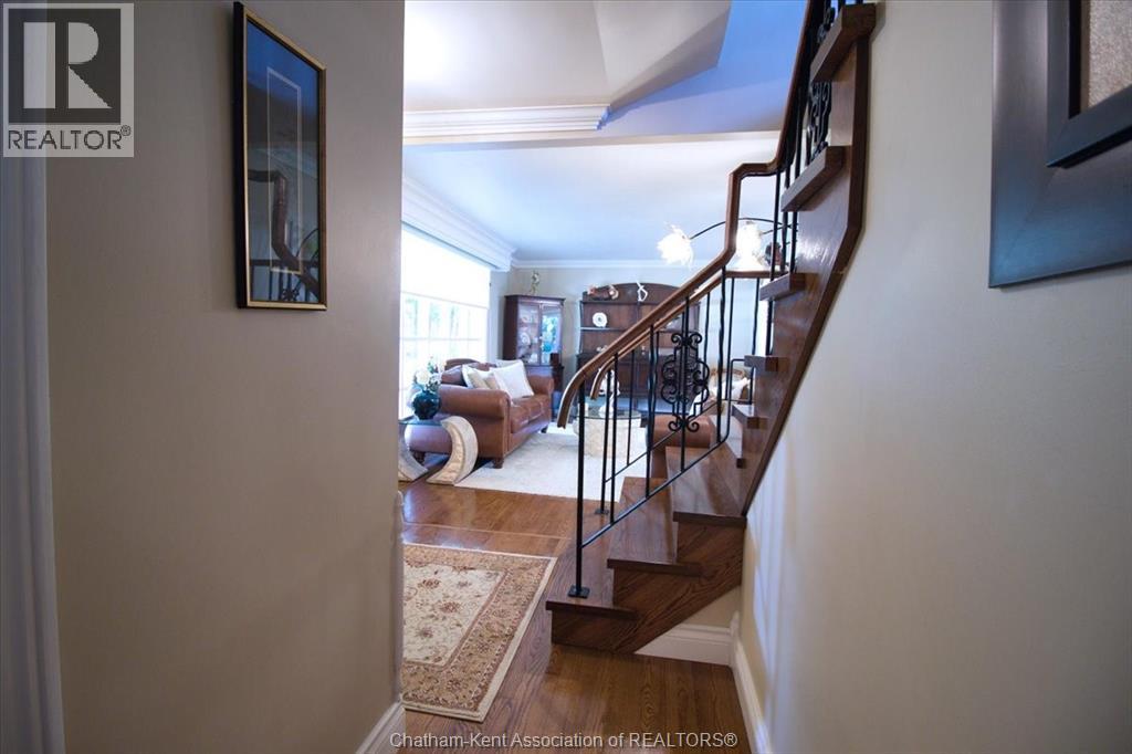 Photo 22 of 94 Wyandott Street, Chatham ON
