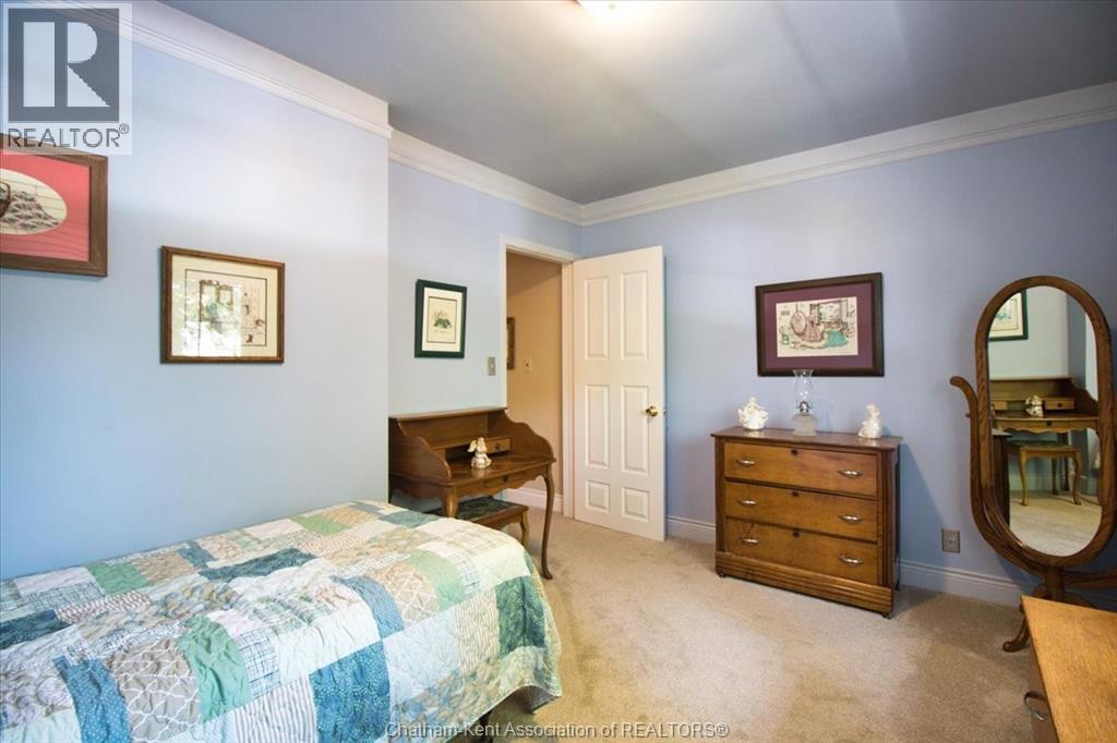 Photo 34 of 94 Wyandott Street, Chatham ON