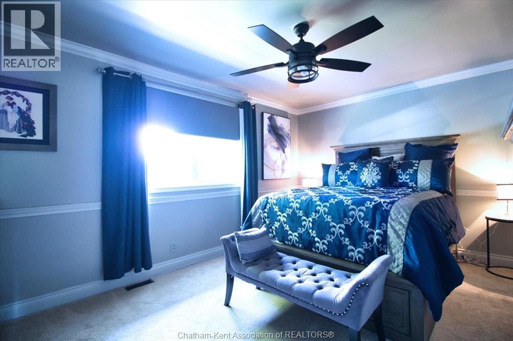 Photo 31 of 94 Wyandott Street, Chatham ON