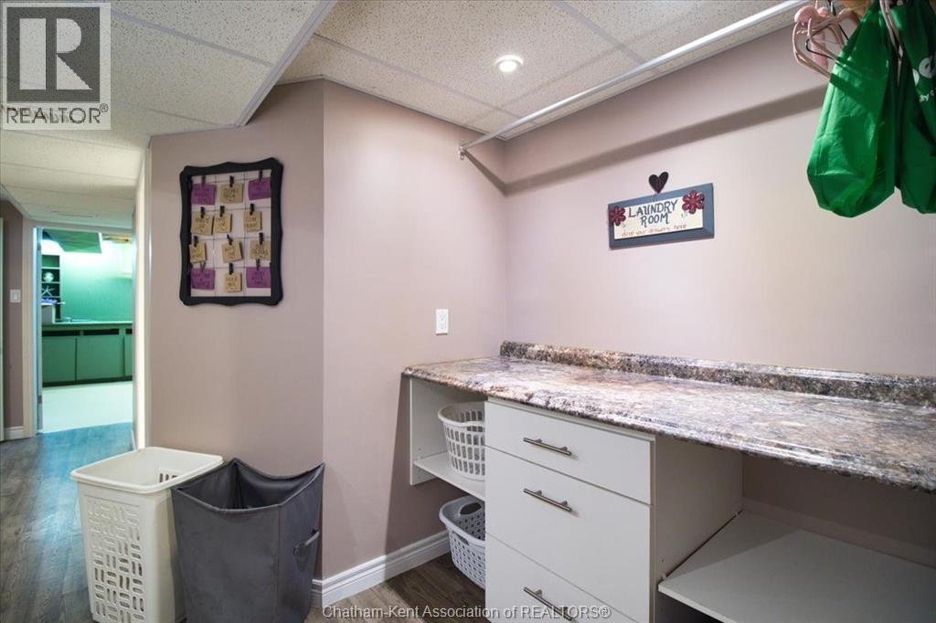 Photo 43 of 94 Wyandott Street, Chatham ON